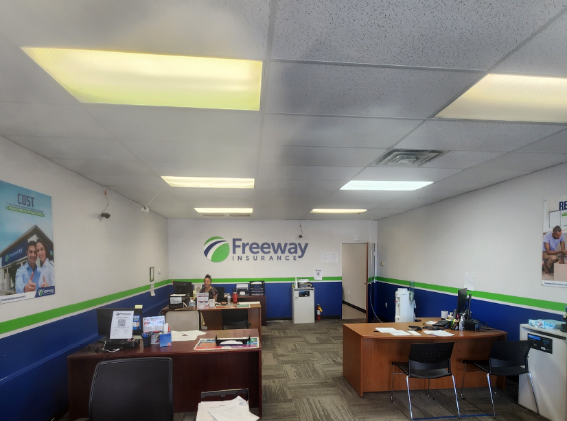 Freeway Insurance | 3200 S Cooper St Ste 105, Arlington, TX 76015, USA | Phone: (817) 854-7012