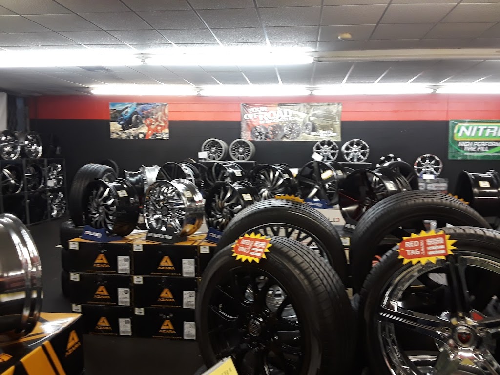 Rent-A-Tire Custom Wheels & Tires in Farmers Branch, TX | 12825 Josey Ln, Dallas, TX 75234, USA | Phone: (972) 243-4961