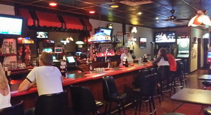 Jerrys Lounge | 2182 N Waterford Dr, Florissant, MO 63033, USA | Phone: (314) 830-1650