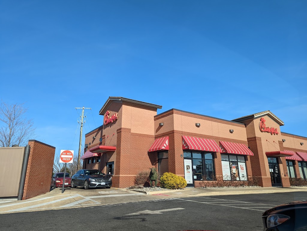 Chick-fil-A | 5502 Silver Hill Rd, District Heights, MD 20747, USA | Phone: (301) 735-0602
