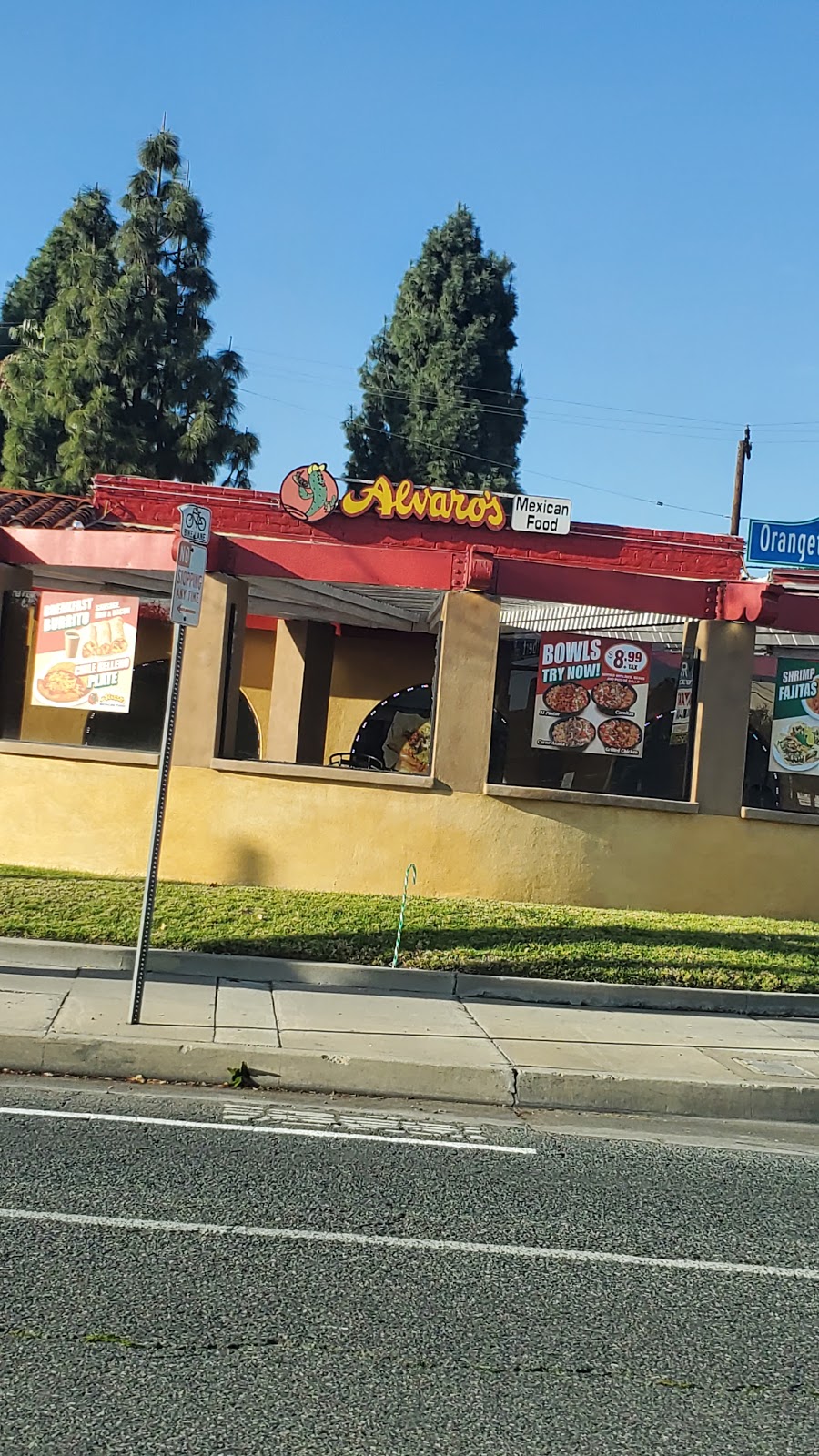 Alvaros Mexican Food | 2301 W Orangethorpe Ave, Fullerton, CA 92833, USA | Phone: (714) 870-1282