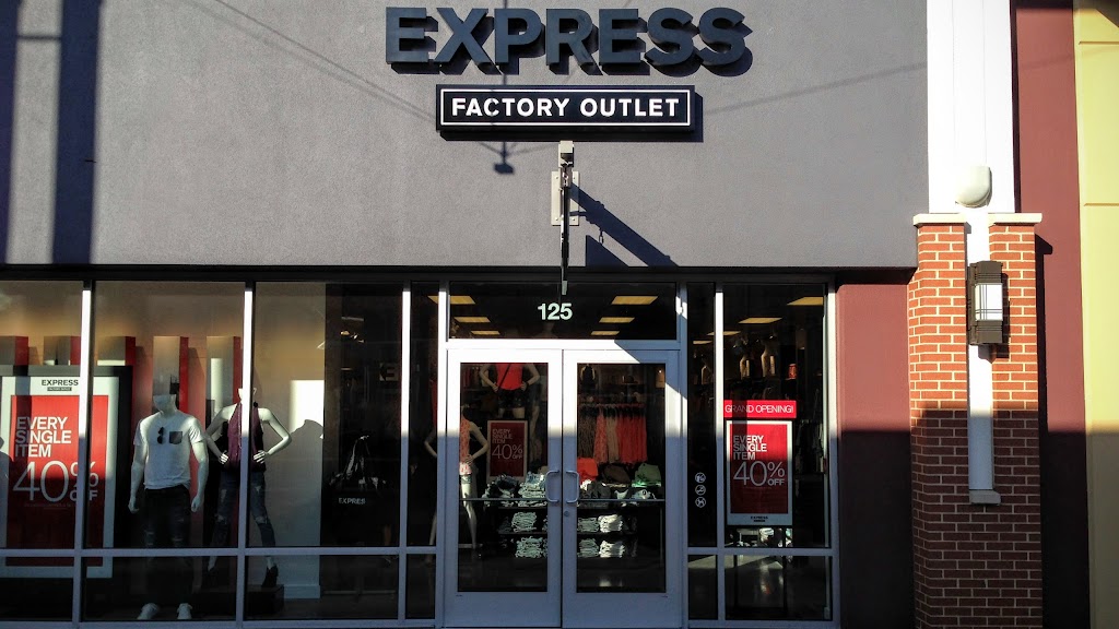 Express Factory Outlet | 18521 Outlet Blvd, Chesterfield, MO 63005, USA | Phone: (636) 778-0192