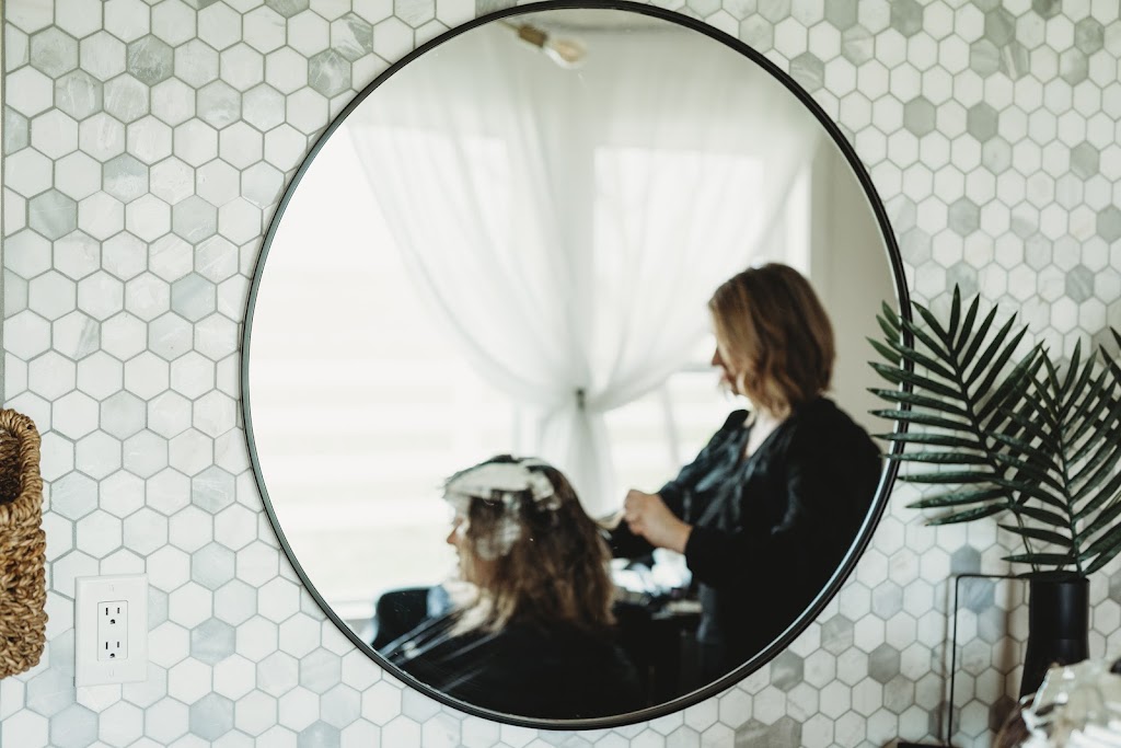 Field + Mane Studio Salon | 3150 Gladding Rd, Lincoln, CA 95648, USA | Phone: (916) 390-9417