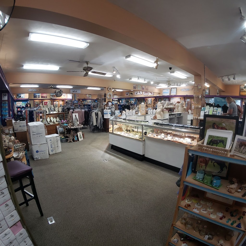 Beach Treasures in Duck | 1216 Duck Rd, Duck, NC 27949, USA | Phone: (252) 261-1250