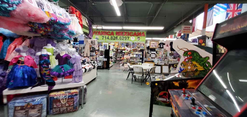 Indoor Swapmeet of Stanton | 10401 Beach Blvd, Stanton, CA 90680, USA | Phone: (714) 527-1112