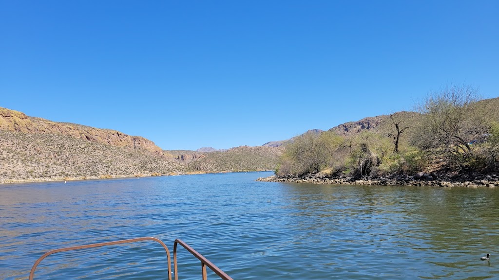 Canyon Lake Marina & Campground | 16802 AZ-88, Apache Junction, AZ 85119, USA | Phone: (480) 288-9233