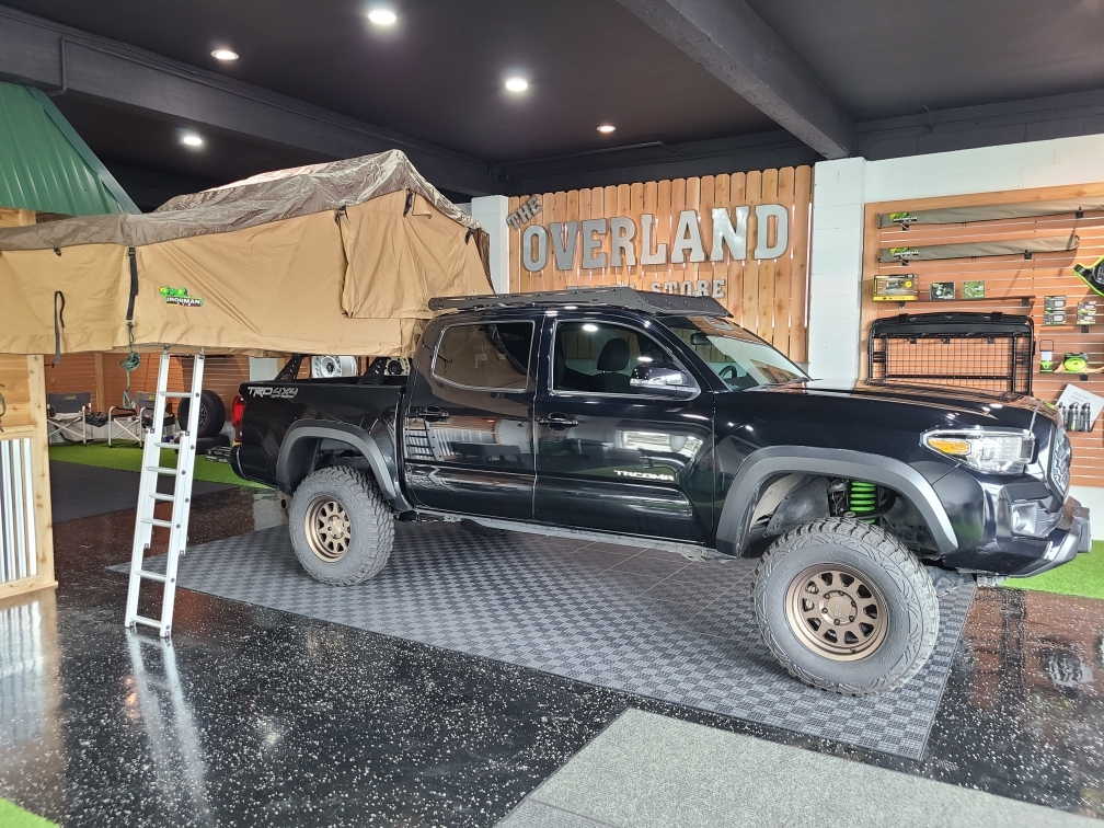 Overland Truck Store Garage | 3690 W G St, Bremerton, WA 98312, USA | Phone: (360) 813-1578