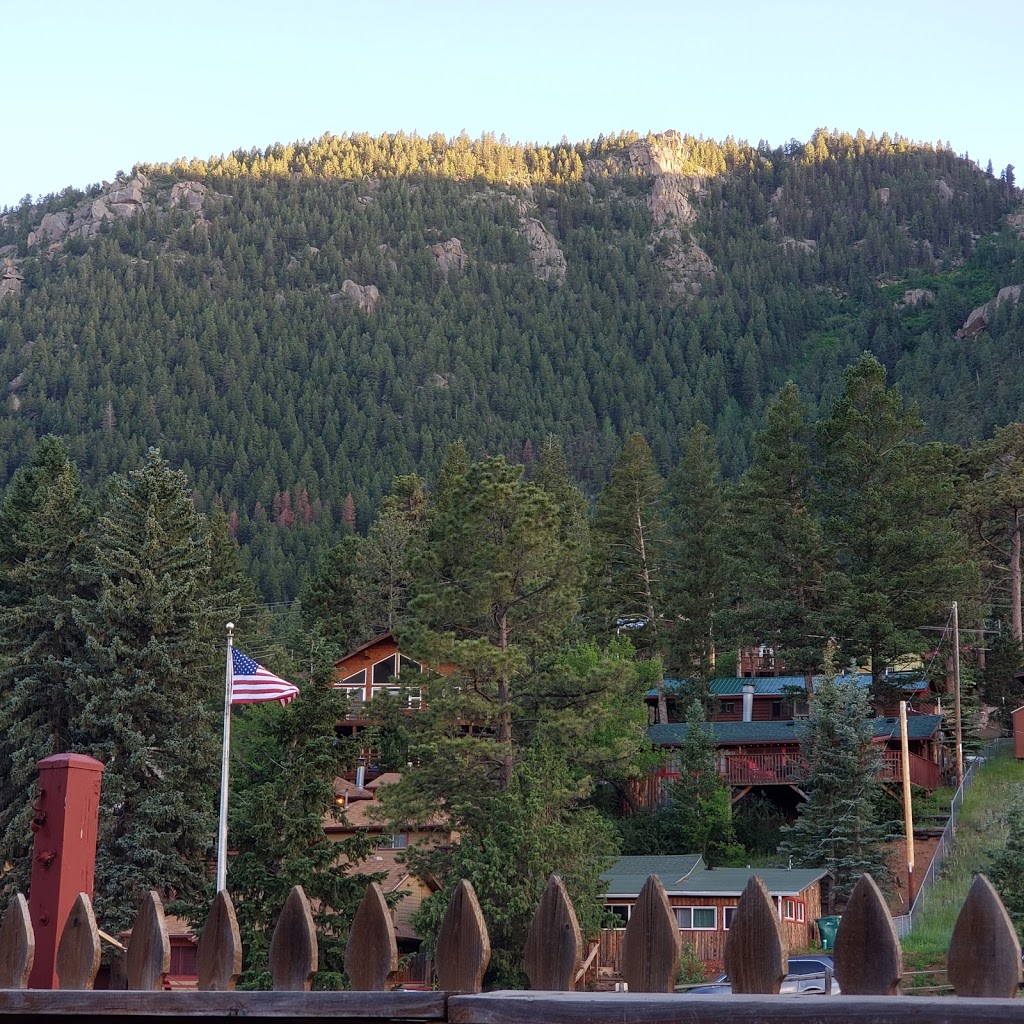 Mucky Duck Restaurant & Catering | 10530 Ute Pass Ave, Green Mountain Falls, CO 80819, USA | Phone: (719) 684-2008