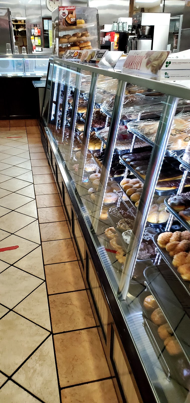 Yum Yum Donuts | 16530 Soledad Canyon Rd, Canyon Country, CA 91351, USA | Phone: (661) 252-9992