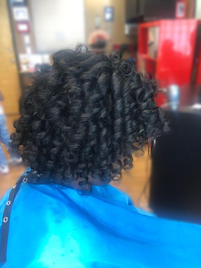 Stinnett Hair Designs | 4131 N 24th St, Phoenix, AZ 85016, USA | Phone: (480) 495-3330