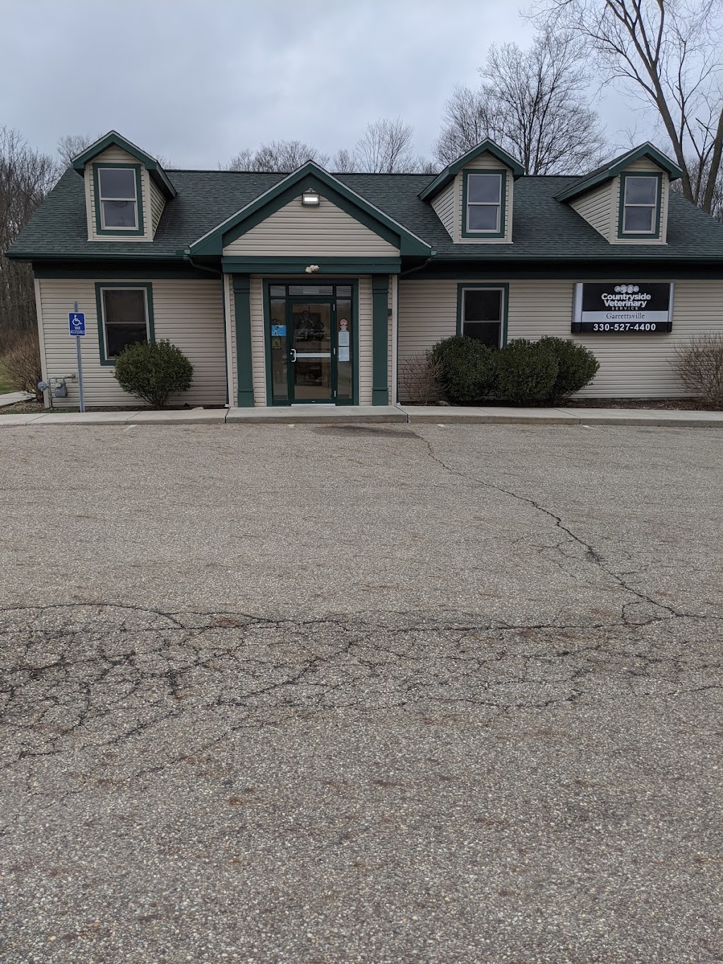 Countryside Veterinary Service - Garrettsville | 10327 South St, Garrettsville, OH 44231, USA | Phone: (330) 527-4400