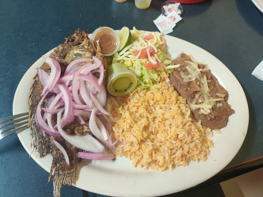 Tacos y Mariscos Nayarit | 6308 E McKinley Ave, Tacoma, WA 98404, USA | Phone: (253) 474-3642