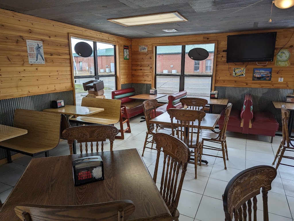 Simple Simons Pizza | 117 E Ozark St, Morris, OK 74445, USA | Phone: (918) 733-1349