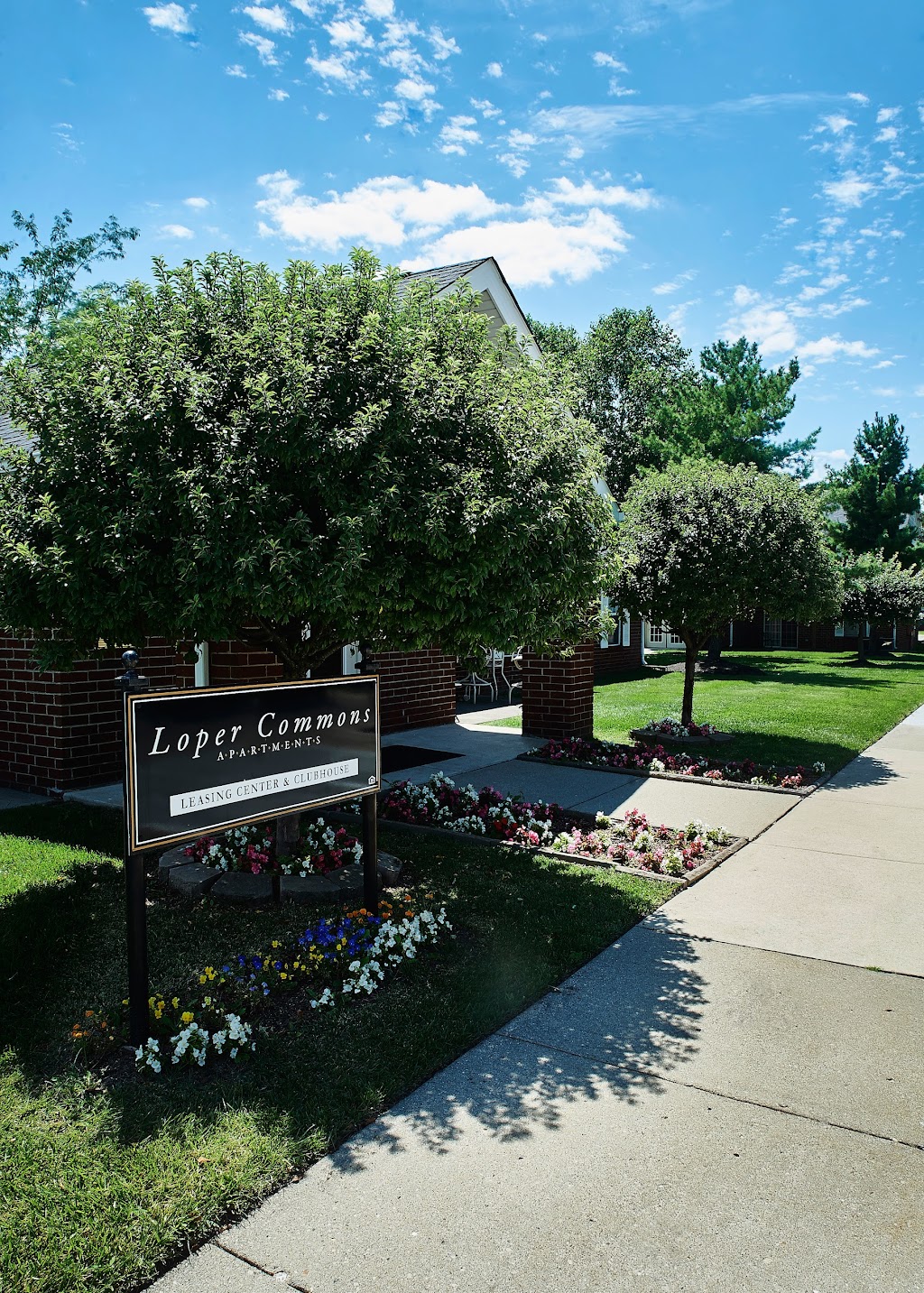 Loper Commons Apartments of Shelbyville | 919 Lewis Creek Ln, Shelbyville, IN 46176, USA | Phone: (317) 392-0022