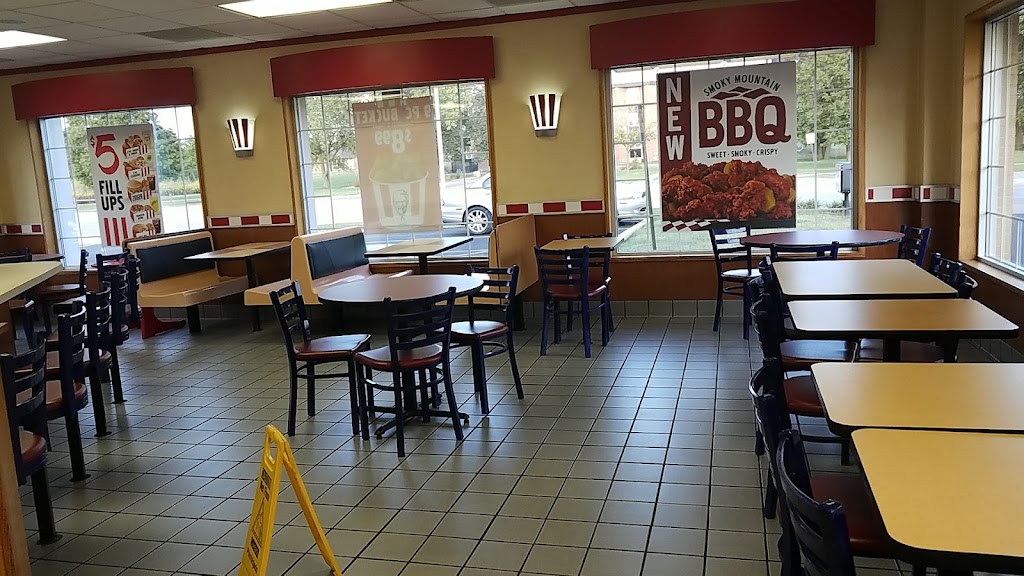 KFC | 872 N York St, Elmhurst, IL 60126, USA | Phone: (630) 832-5141