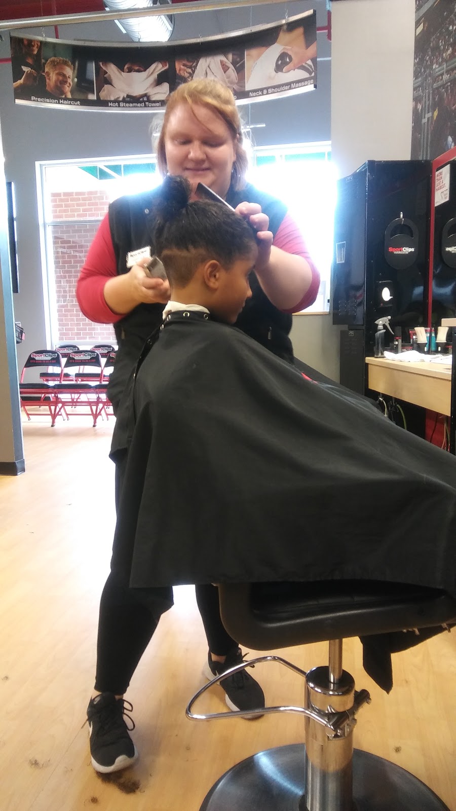 Sport Clips Haircuts of Hanover Square North | 7230 Bell Creek Rd L, Mechanicsville, VA 23111, USA | Phone: (804) 559-4404