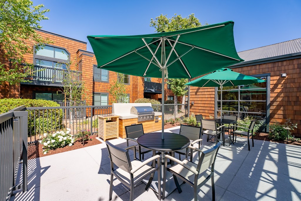 Indian Creek Apartments | 801 Marine Pkwy, Redwood City, CA 94065 | Phone: (844) 594-6074