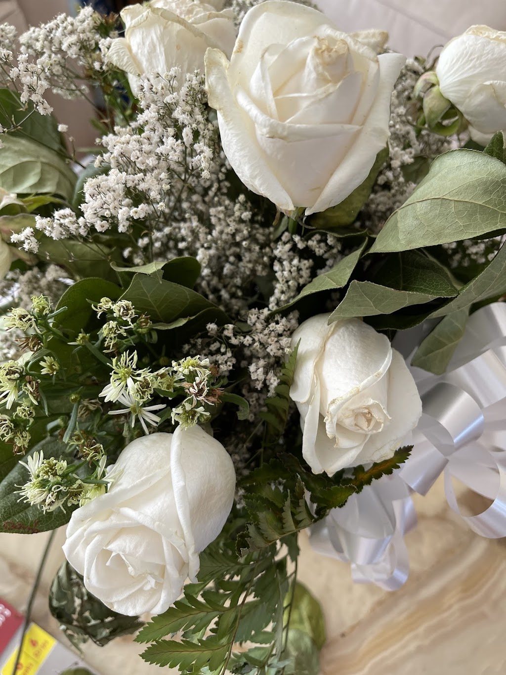 East Meadow Florist | 577 E Meadow Ave, East Meadow, NY 11554, USA | Phone: (516) 794-0020