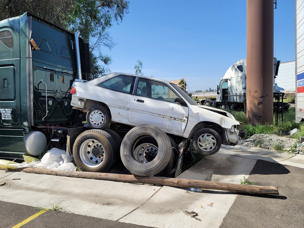 Punjab Truck Wash & Repair & Amit Trucking | 2301 Simpson St, Kingsburg, CA 93631, USA | Phone: (559) 897-2323