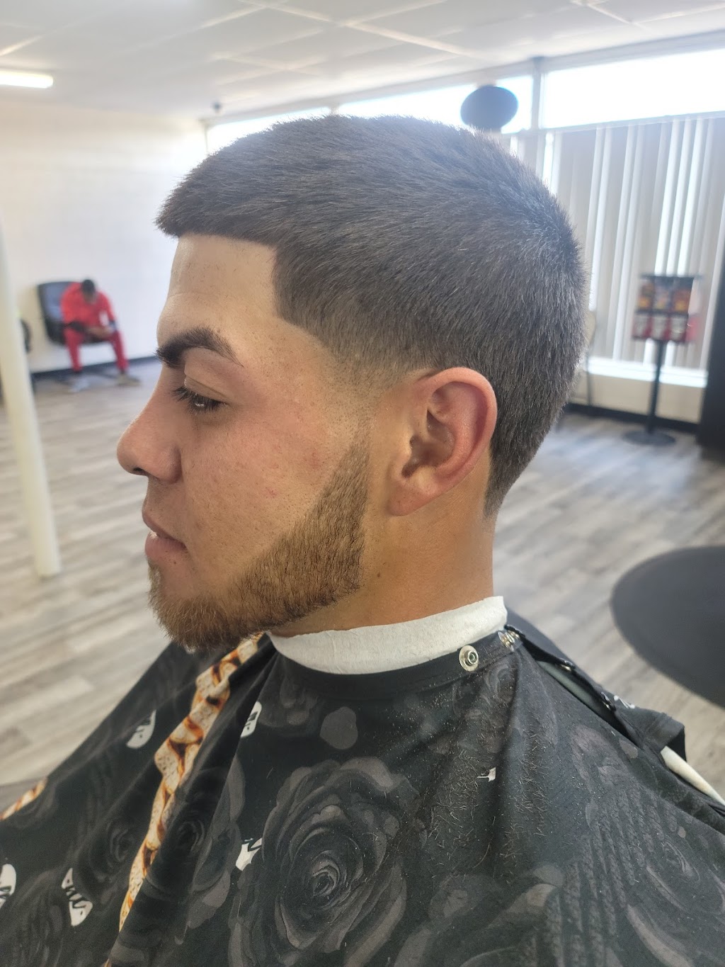 Omars Barbershop | 657 N Wilson Rd, Radcliff, KY 40160, USA | Phone: (270) 317-4245