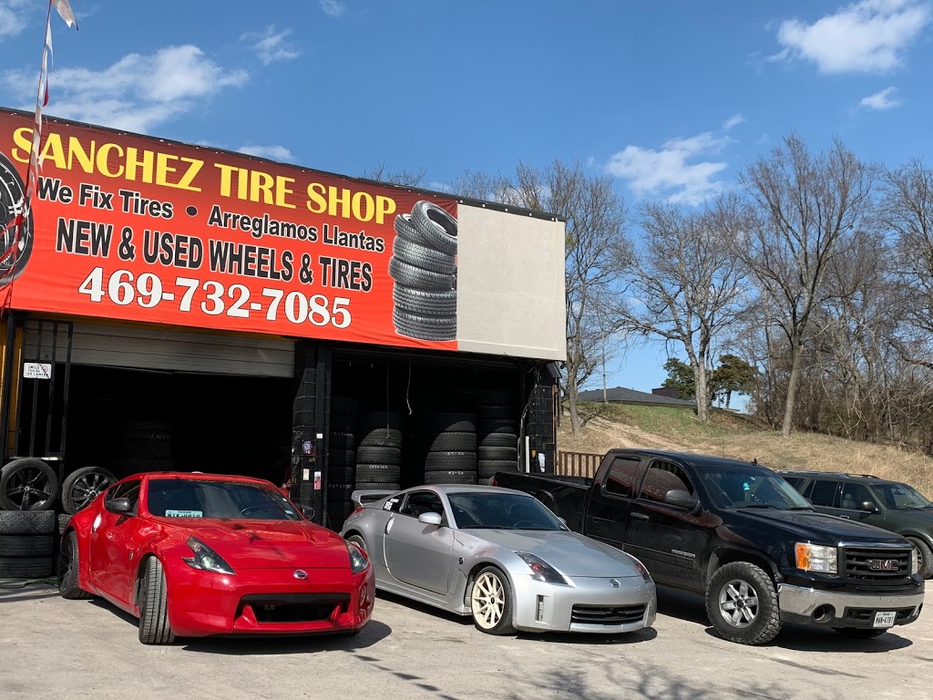Sanchez tires shop in 1015 W Ledbetter Dr, Dallas, TX 75224, USA