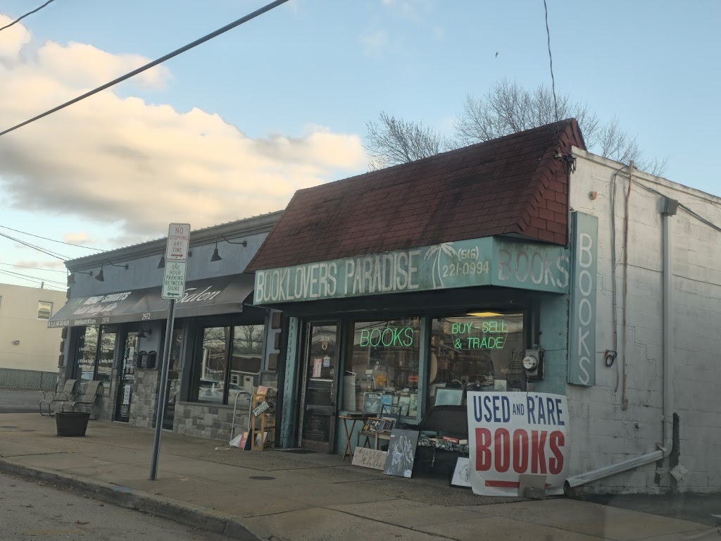 Booklovers Paradise | 2972 A, 2972 Merrick Rd, Bellmore, NY 11710, USA | Phone: (516) 221-0994