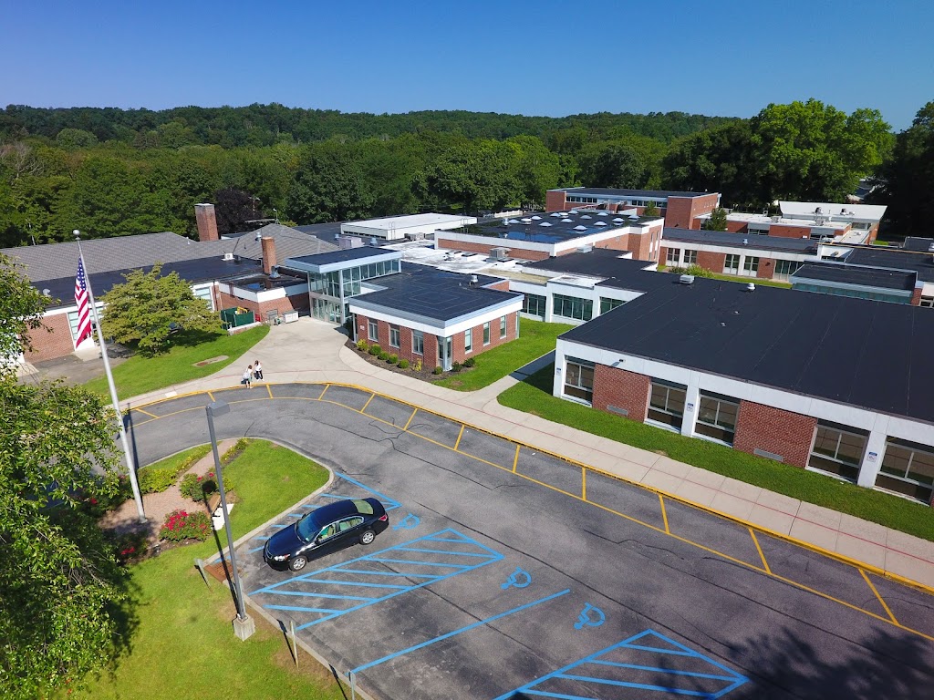 Wampus Elementary School | 41 Wampus Ave # 1, Armonk, NY 10504, USA | Phone: (914) 273-4190