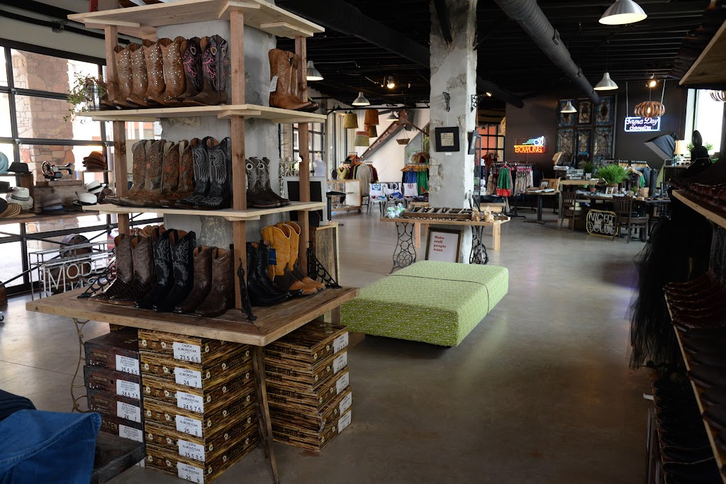 Design Lab | 6550 Comanche Trail #106, Austin, TX 78732, USA | Phone: (512) 876-5341