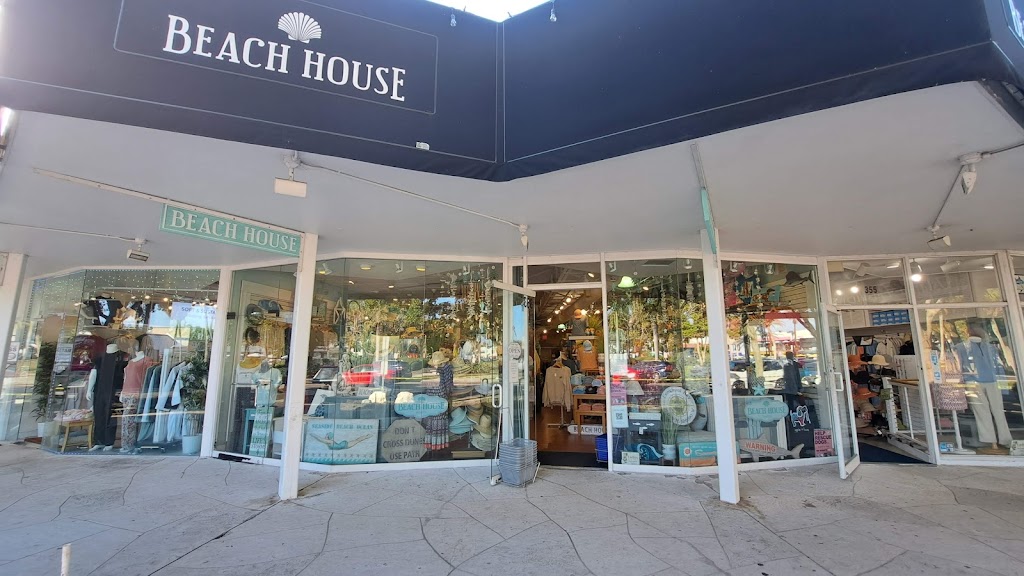 Beach House | 351 St Armands Cir, Sarasota, FL 34236, USA | Phone: (508) 474-2954