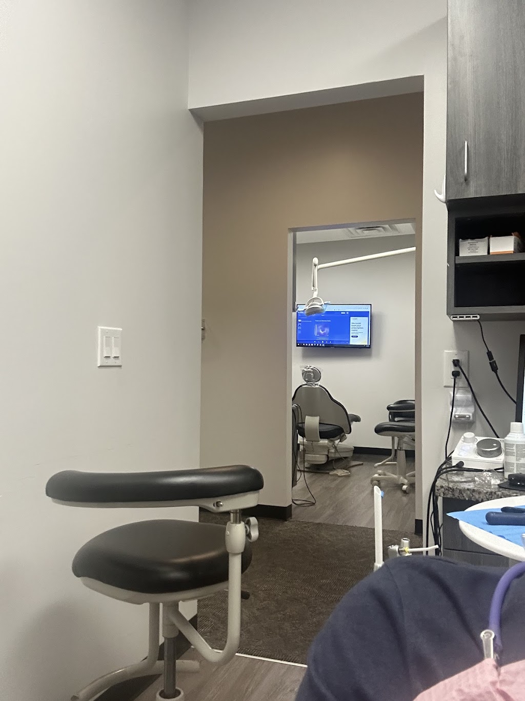 MINT dentistry | Pearland | 12568 Broadway St Suite 140, Pearland, TX 77584, USA | Phone: (281) 975-2021