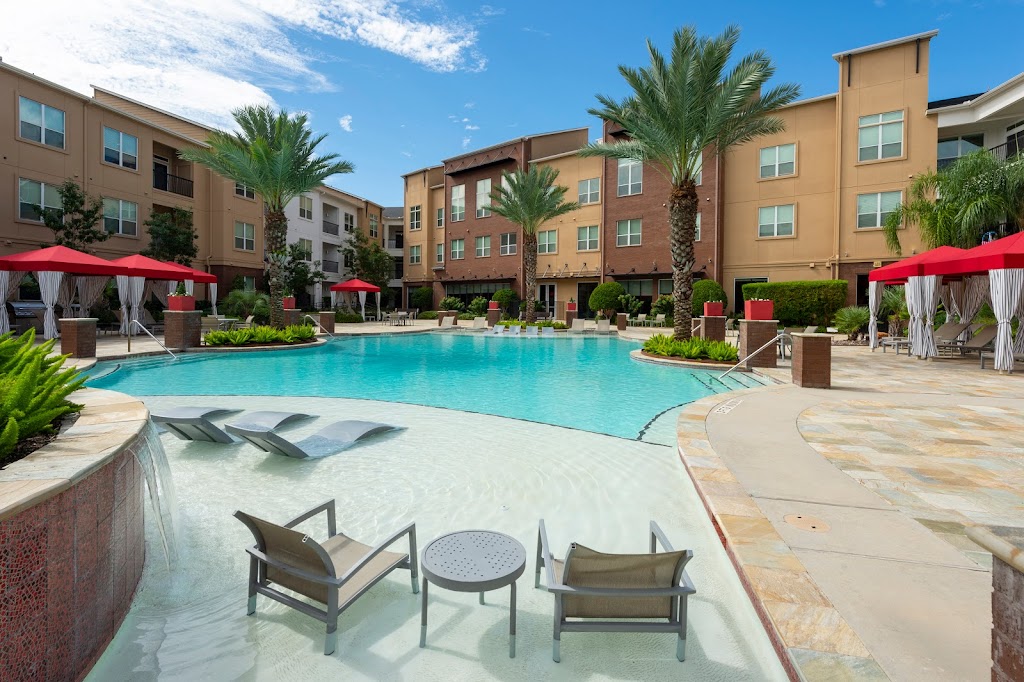 Domain on the Parkway | 1755 Cres Plaza Dr, Houston, TX 77077, USA | Phone: (281) 496-7368