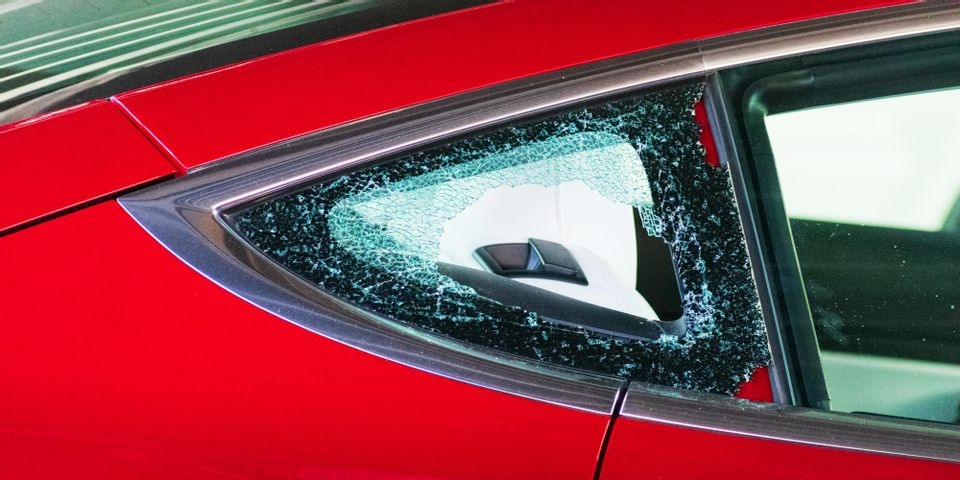 All About Auto Glass | 6016 Bourbon Dr, Carmichael, CA 95608, USA | Phone: (916) 806-4349