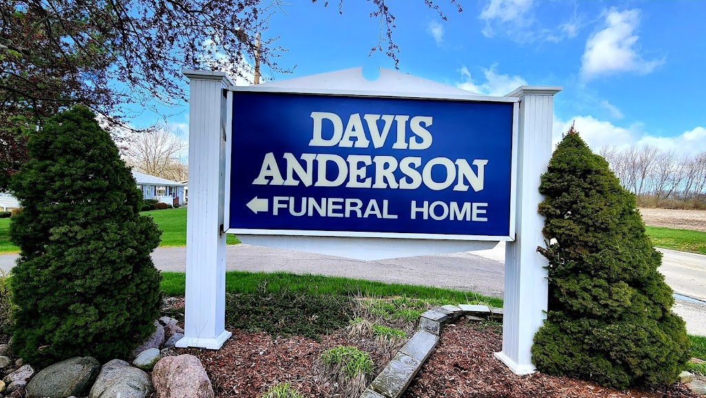 Davis Anderson Funeral Home | 20 W Depot St, Chesterfield, IL 62630, USA | Phone: (618) 753-3171