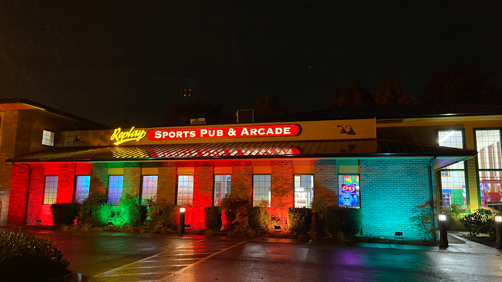Replay Sports Pub and Arcade | 15700 NW Blueridge Dr, Beaverton, OR 97006, USA | Phone: (503) 567-2626