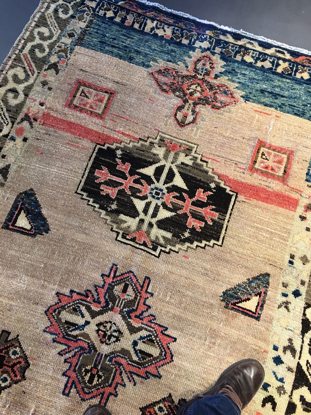 Anatolian Rugs | 509 W Commonwealth Ave, Fullerton, CA 92832, USA | Phone: (949) 329-8191