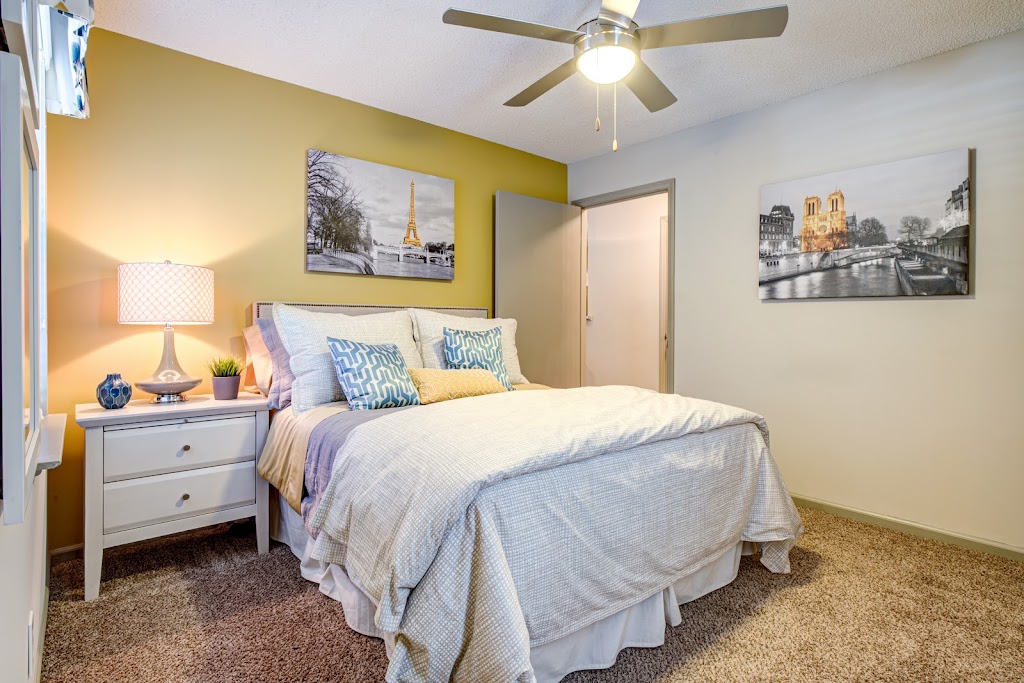 Icon on The Greenway 1232 E Hudson Blvd, Gastonia, NC 28054