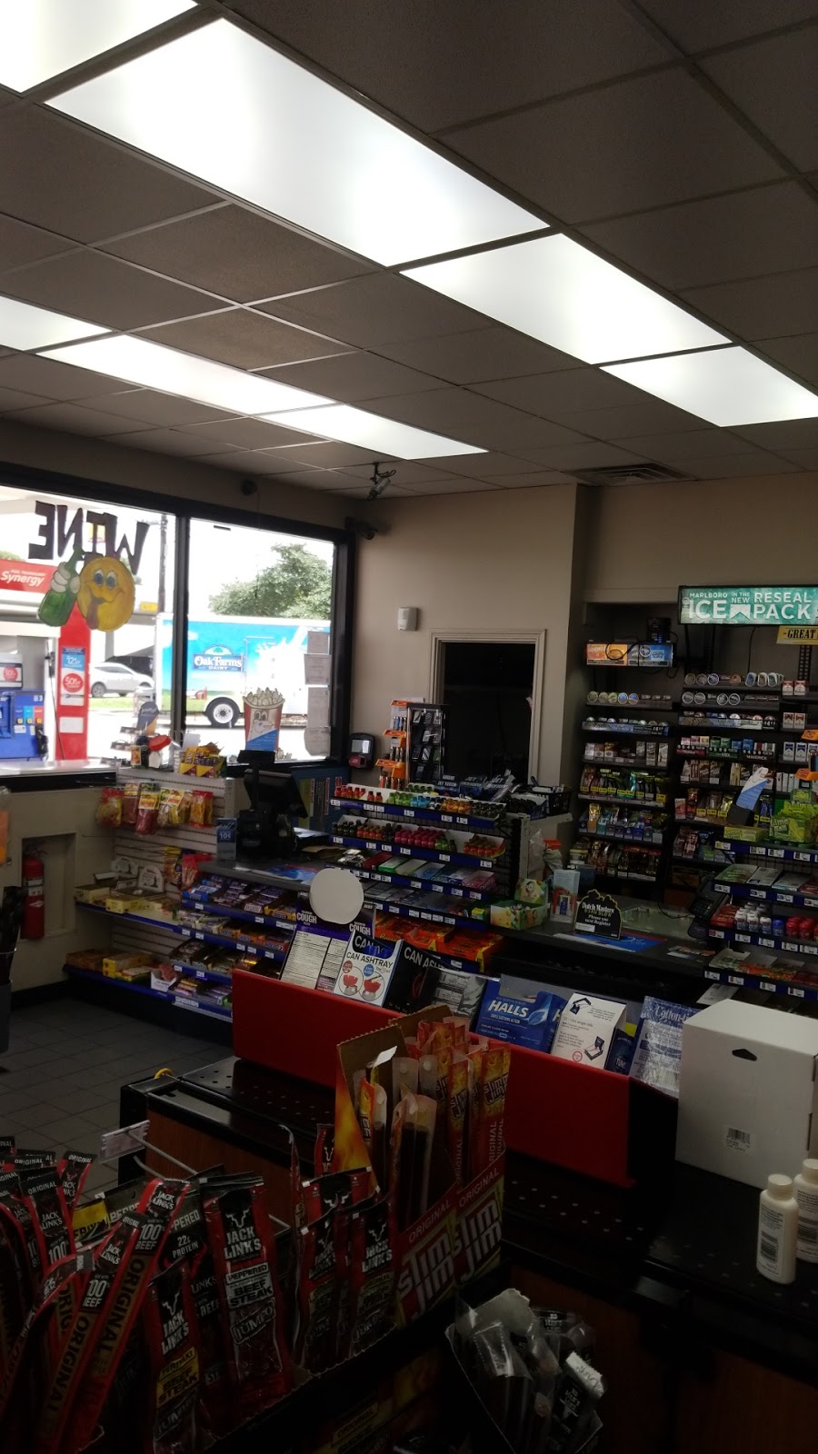 Tiger Mart | 101 N Fwy Service Rd, Ennis, TX 75119, USA | Phone: (972) 878-2801