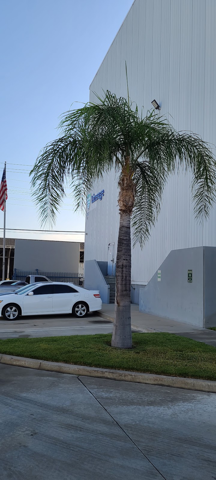 Lineage Logistics | 2100 E 55th St, Vernon, CA 90058, USA | Phone: (323) 582-6333