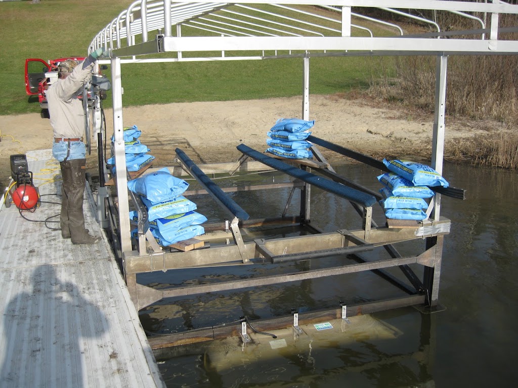 Boat Lift Helper | 9205 County Rd 19, Loretto, MN 55357, USA | Phone: (763) 498-7543