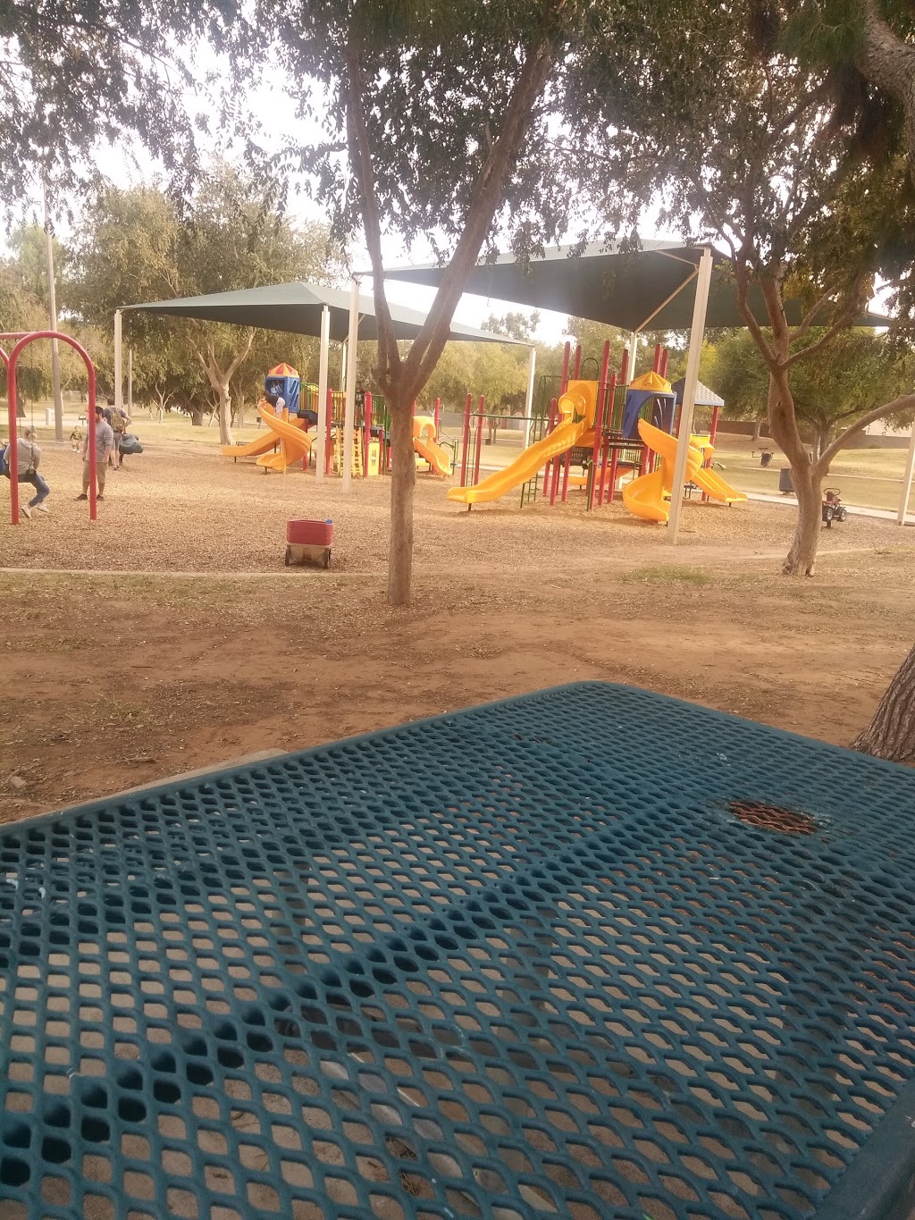 Brooks Crossing Park | 1345 W Calle Del Norte, Chandler, AZ 85224, USA | Phone: (480) 782-2727