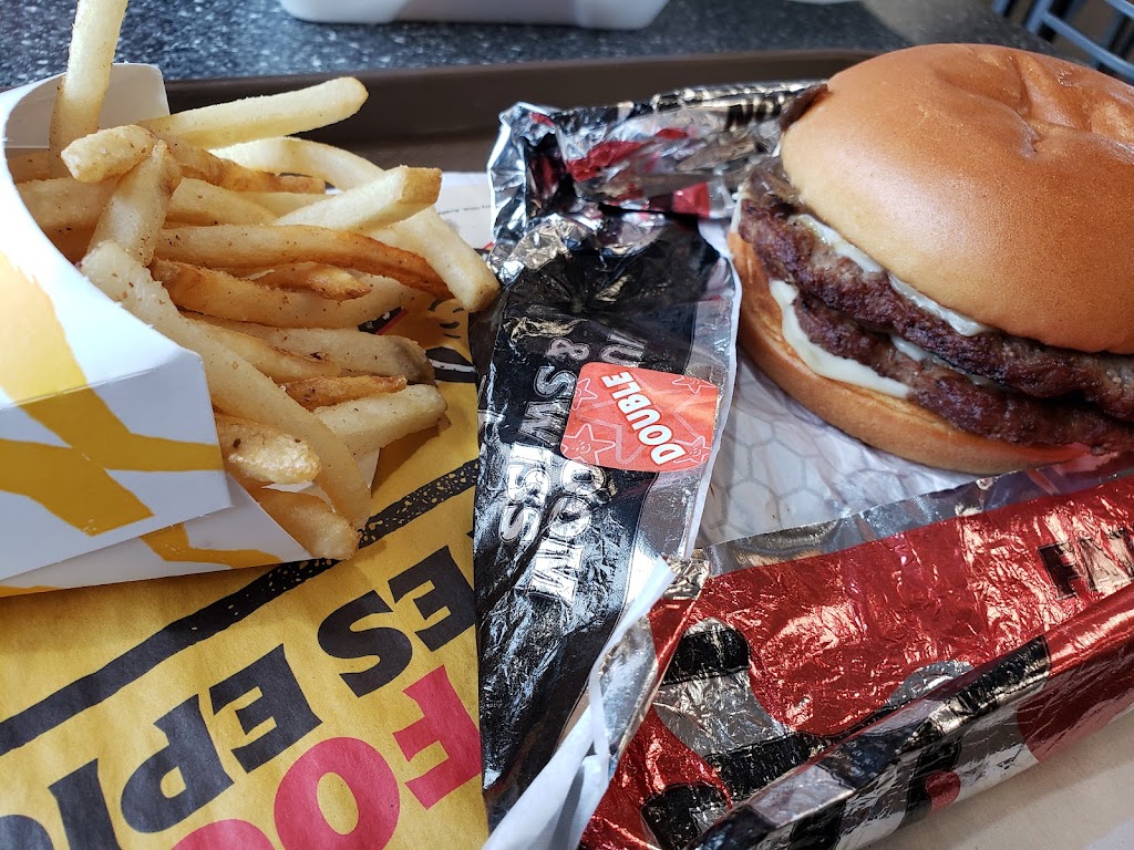 Hardee’s | 50 Corporate Dr, Lebanon, KY 40033, USA | Phone: (270) 699-3622