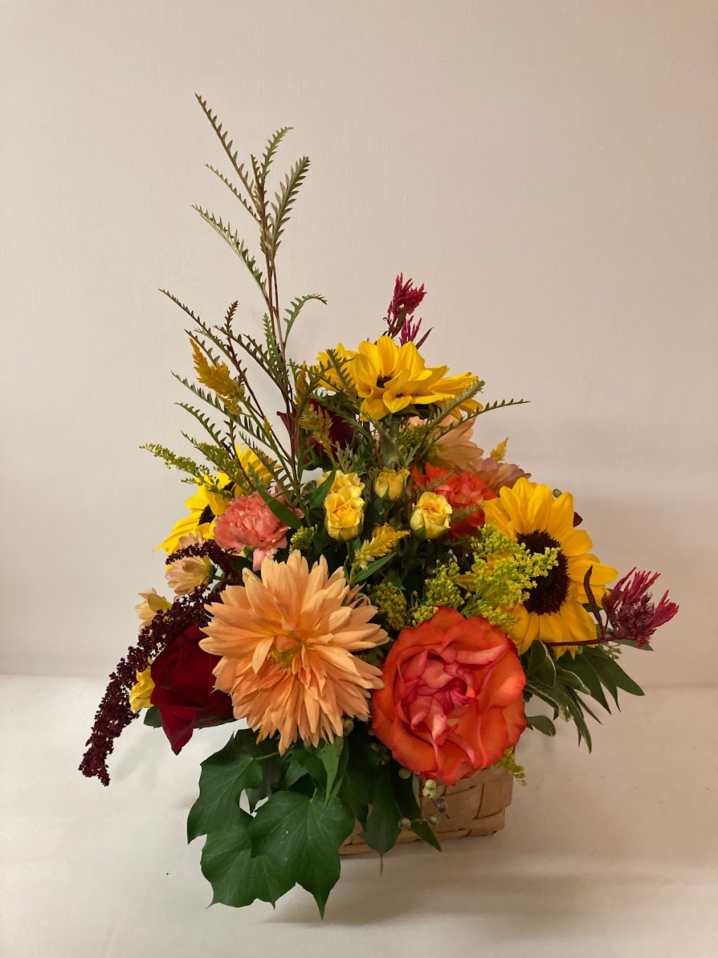 Doug Ruling Flower Shop | 599 N Norcross Tucker Rd, Norcross, GA 30071, USA | Phone: (770) 448-3733
