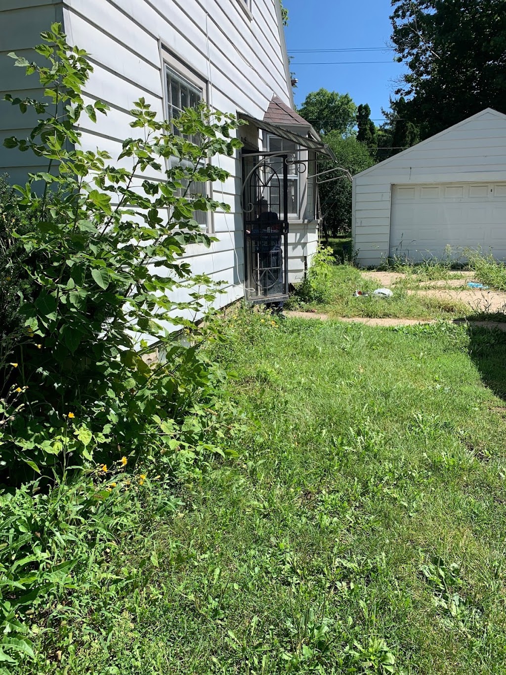 Emergency Restoration Specialists | 5615 S Pennsylvania Ave, Cudahy, WI 53110, USA | Phone: (414) 571-9977