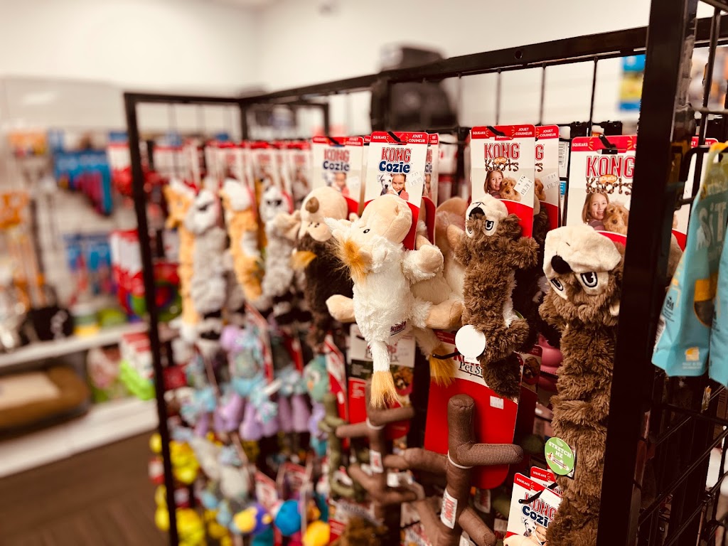 Happy Paws Pet Shop | 250 Berkshire Dr, Shipshewana, IN 46565 | Phone: (260) 336-2698