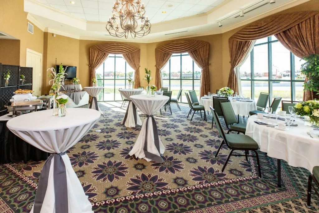 Baue Funeral Home Cave Springs | 3950 W Clay St, St Charles, MO 63301, United States | Phone: (636) 946-7811