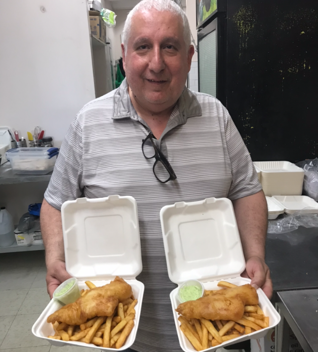 Niagara Fish N Burger | 13207 Lundys Ln, Niagara Falls, ON L2E 6S4, Canada | Phone: (905) 227-6006