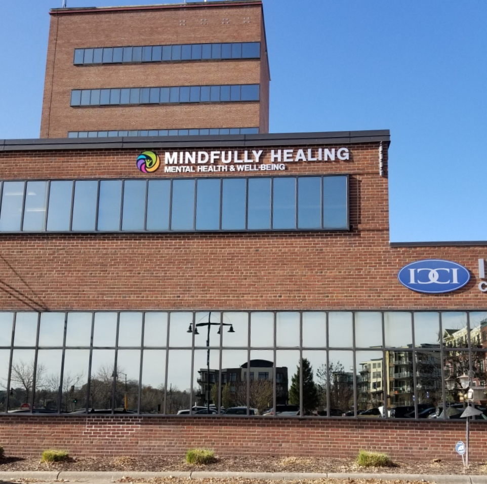 Mindfully Healing | 4154 Shoreline Dr Suite 202, Spring Park, MN 55384, USA | Phone: (952) 491-9450