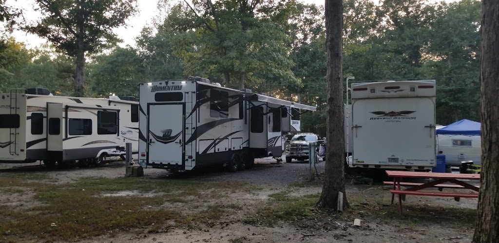 Camptown Campground | 22802 Camptown Dr, Petersburg, VA 23803, USA | Phone: (804) 469-4569