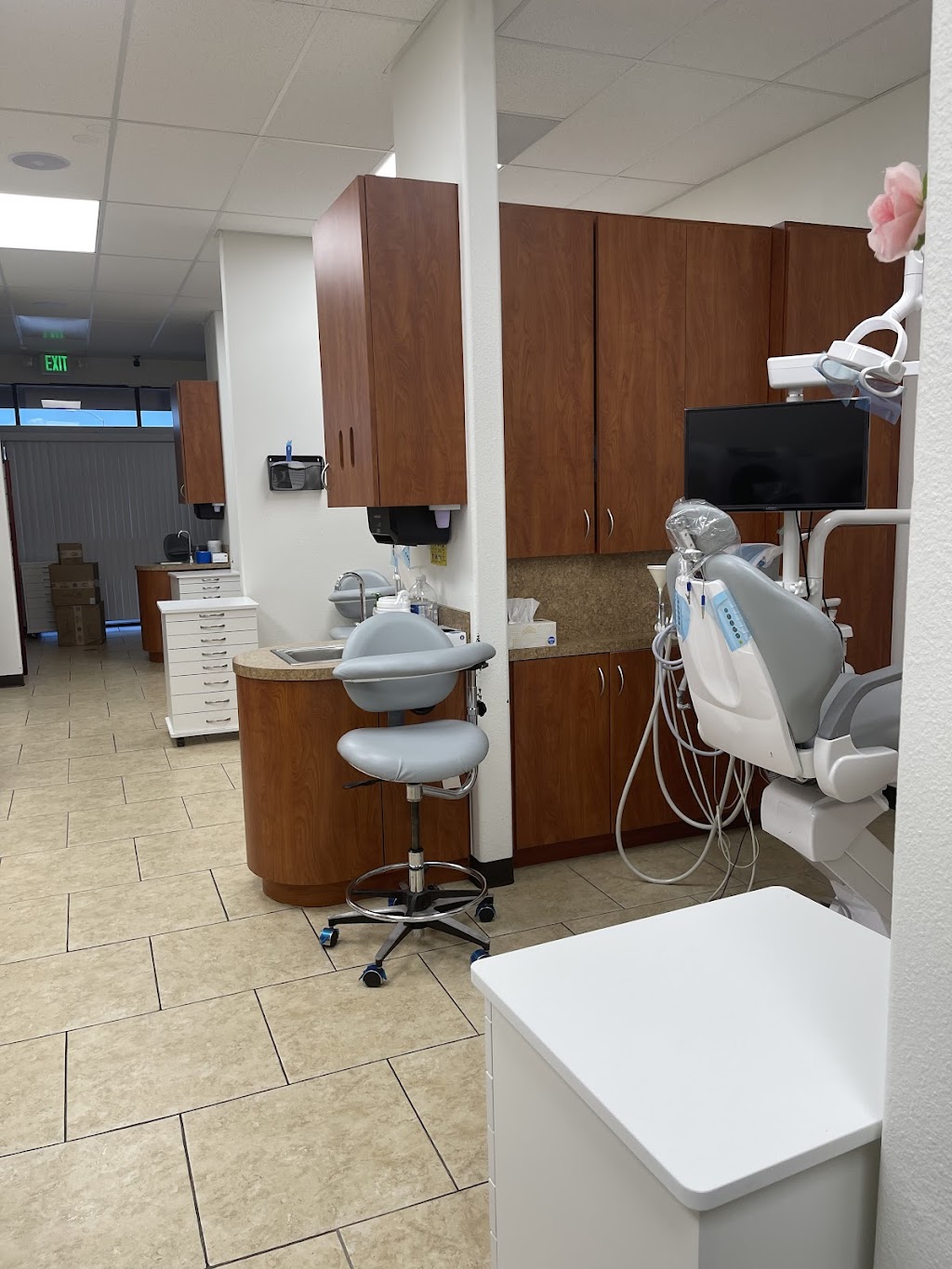 Arlington Family Dental Office | 6160 Arlington Ave, Riverside, CA 92506, USA | Phone: (951) 637-0013