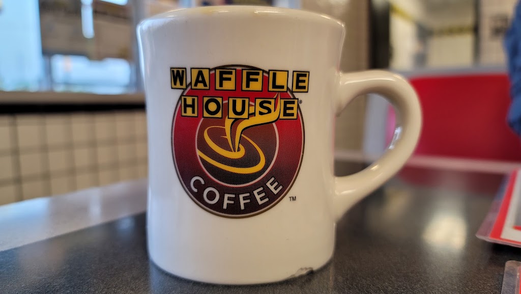 Waffle House | 828 TN-76, White House, TN 37188, USA | Phone: (615) 672-1313